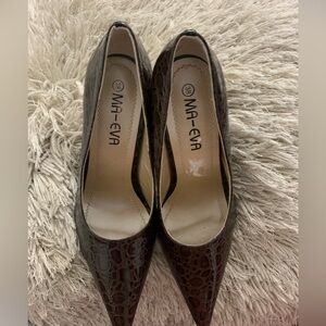 Mia Shoes Dark Brown Croc-Patterned Heels